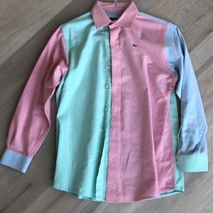 Vineyard vines button down shirt.